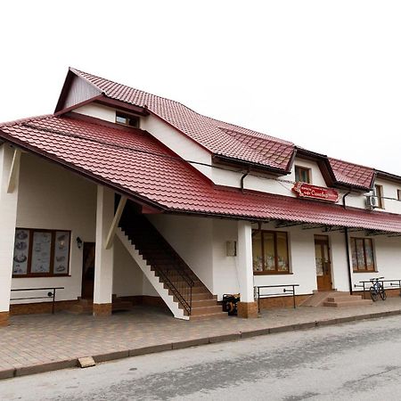 Gostyniy Dvir Synevir Hotel Sinevir Exterior foto